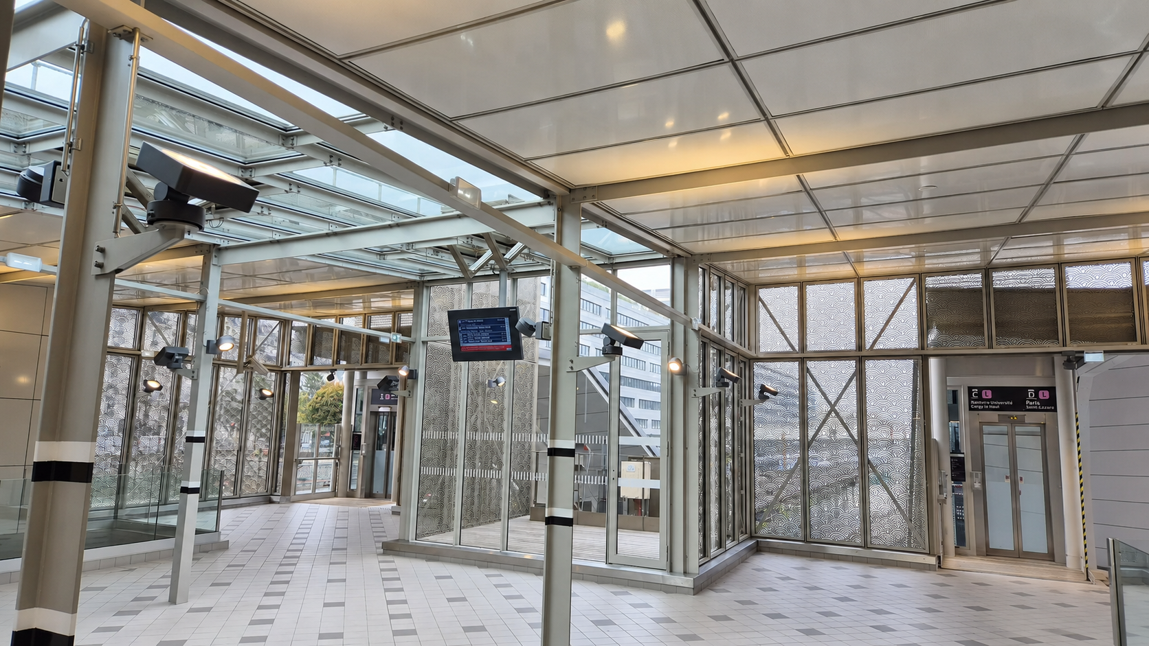 Modernisation Gare Pont Cardinet — hall verrière