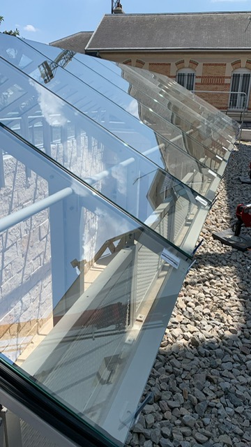 Verrière métallique acier-verre installation gare